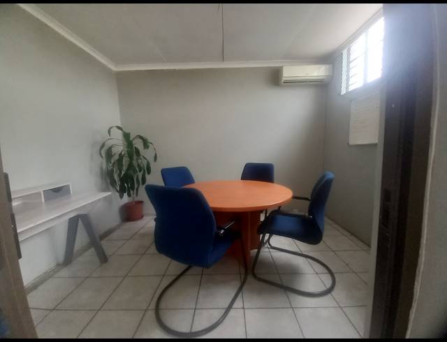991M² BUSINESS FOR SALE IN BRAKPAN CENTRAL